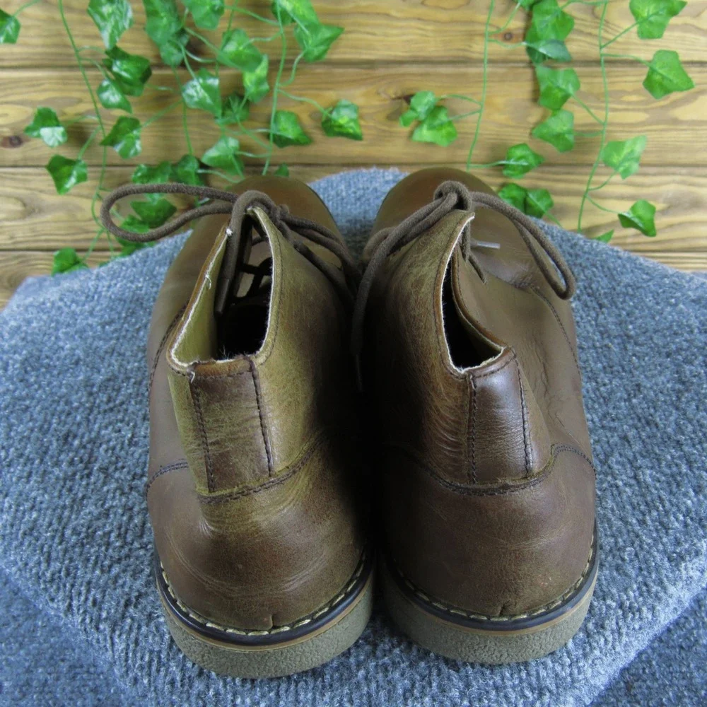 St. John's Bay Men's 11 Brown Leather Chukka Desert Ankle‎ Boots Lace-Up